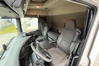 Scania G450 6x2*4, 331 kW, diesel, automatic