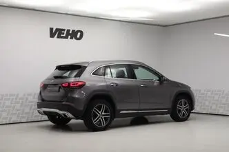 Mercedes-Benz GLA 180, 1.3, 100 kW, bensiin, automaat, esivedu