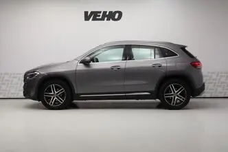 Mercedes-Benz GLA 180, 1.3, 100 kW, bensiin, automaat, esivedu