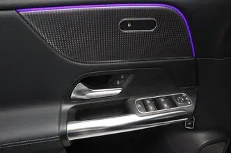 Mercedes-Benz GLA 180, 1.3, 100 kW, bensiin, automaat, esivedu