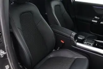 Mercedes-Benz GLA 180, 1.3, 100 kW, bensiin, automaat, esivedu