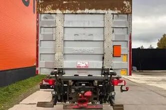 Scania P, 323 kW, diesel, automatic