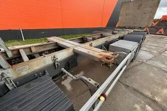 Scania P, 323 kW, diesel, automatic