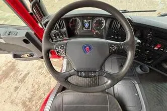 Scania P, 323 kW, diesel, automatic
