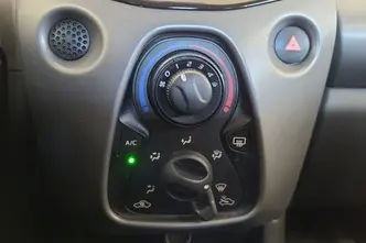 Toyota Aygo, 1.0, 53 kW, bensiin, manuaal, esivedu