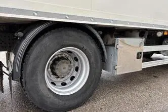 Mercedes-Benz Antos 1830, 220 kW, diesel, automatic