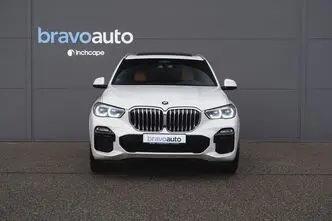 BMW X5, 3.0, 210 kW, hybrid, automatic, four-wheel drive