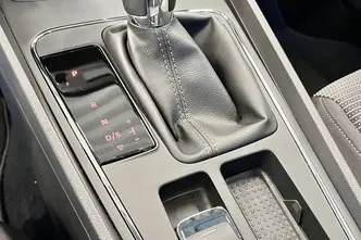 SEAT Leon, 1.5, 96 kW, cng, автомат, передний привод