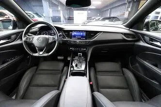 Opel Insignia, 2.0, 128 kW, diesel, automatic, four-wheel drive