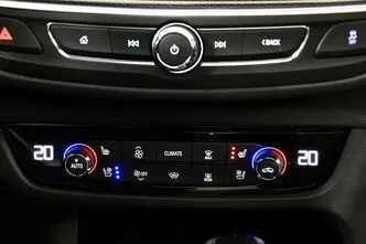 Opel Insignia, 2.0, 128 kW, diesel, automatic, four-wheel drive