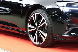 Opel Insignia, 2.0, 128 kW, diesel, automatic, four-wheel drive