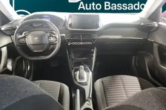 Peugeot 2008, 1.2, 96 kW, petrol, automatic, front-wheel drive
