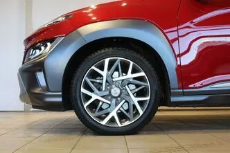 Hyundai Kona, 1.6, 77.2 kW, hybrid, automatic, front-wheel drive