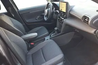 Toyota Yaris Cross, 1.5, 68 kW, hübriid, automaat, esivedu