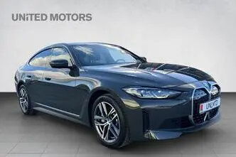 BMW i4, 250 kW, elekter, automaat, tagavedu