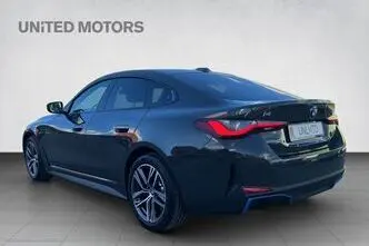 BMW i4, 250 kW, elekter, automaat, tagavedu