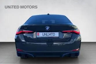 BMW i4, 250 kW, elekter, automaat, tagavedu