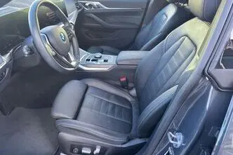 BMW i4, 250 kW, elekter, automaat, tagavedu