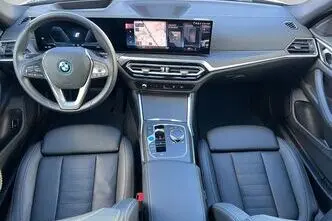 BMW i4, 250 kW, elekter, automaat, tagavedu