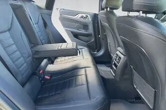 BMW i4, 250 kW, elekter, automaat, tagavedu