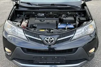 Toyota RAV4, 2.2, 110 kW, diesel, manual, four-wheel drive