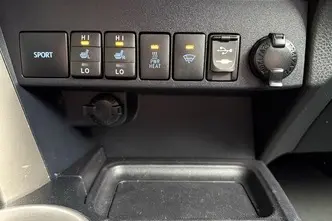 Toyota RAV4, 2.2, 110 kW, diesel, manual, four-wheel drive