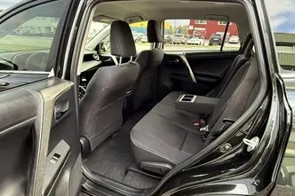 Toyota RAV4, 2.2, 110 kW, diesel, manual, four-wheel drive