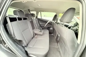 Toyota RAV4, 2.2, 110 kW, diesel, manual, four-wheel drive