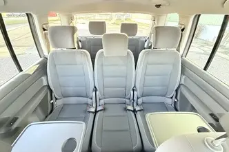 Volkswagen Touran, 1.6, 77 kW, diesel, automatic, front-wheel drive