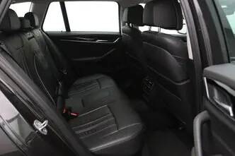 BMW 520, 2.0, 140 kW, diisel, automaat, tagavedu