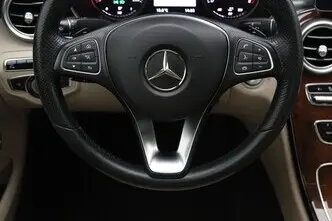 Mercedes-Benz C 200, 2.0, 135 kW, bensiin, automaat, tagavedu