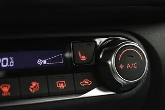 Nissan Juke, 1.0, 86 kW, bensiin, automaat, esivedu
