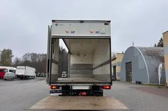 Volvo FM-410, 10.8, 308 kW, diesel, automatic, rear-wheel drive
