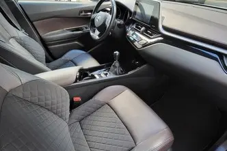Toyota C-HR, 1.2, 85 kW, bensiin, manuaal, esivedu