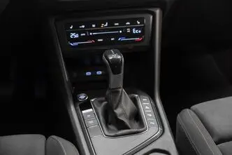 Volkswagen Tiguan, 1.4, 160 kW, подключаемый гибрид, автомат, передний привод