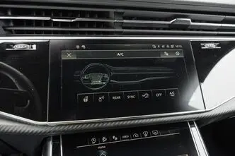 Audi SQ8, 4.0, 373 kW, petrol, automatic, four-wheel drive