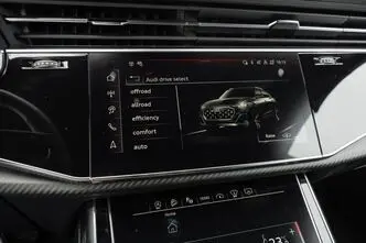 Audi SQ8, 4.0, 373 kW, petrol, automatic, four-wheel drive