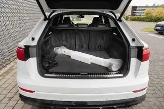Audi SQ8, 4.0, 373 kW, petrol, automatic, four-wheel drive