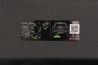 Audi SQ8, 4.0, 373 kW, petrol, automatic, four-wheel drive