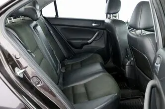 Honda Accord, 2.0, 114 kW, bensiin, manuaal, esivedu