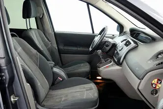 Renault Scenic, 1.9, 88 kW, diesel, manual, front-wheel drive