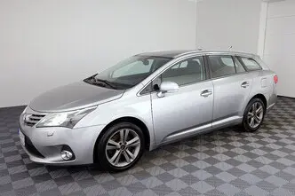 Toyota Avensis, 2.2, 110 kW, diesel, manual, front-wheel drive