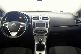 Toyota Avensis, 2.2, 110 kW, diesel, manual, front-wheel drive