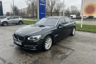 BMW 750, 4.4, 330 kW, bensiin, automaat, nelikvedu