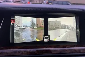 BMW 750, 4.4, 330 kW, bensiin, automaat, nelikvedu