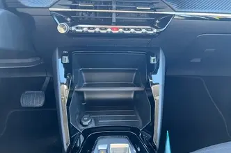 Peugeot 208, elekter, automaat, esivedu
