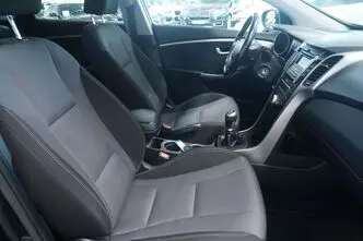 Hyundai i30, 1.6, 99 kW, bensiin, manuaal, esivedu