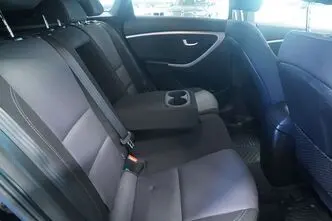 Hyundai i30, 1.6, 99 kW, bensiin, manuaal, esivedu