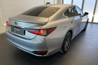 Lexus ES 300, 2.5, 131 kW, hübriid, automaat, esivedu