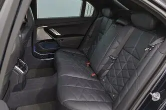 BMW 740, 3.0, 210 kW, hübriid, automaat, nelikvedu